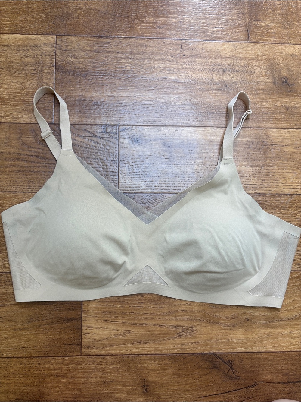 Honeylove Size Large M CrossOver Mesh Wireless Seamless Bra Removable Pads